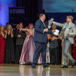 René und Christian-Andreas Gillet mit Team Galaball 2023: René und Christian-Andreas Gillet mit Team. Photo: Dr. Klaus Hartmann (dance-pics.de)