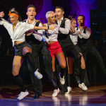Marius-Andrei Balan & Khrystyna Moshenska mit ihren Schülern<br>Jive Galaball 2023: Marius-Andrei Balan & Khrystyna Moshenska mit ihren Schülern. Photo: Dr. Klaus Hartmann (dance-pics.de)