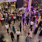 Tanz im Foyer Frühlingsball 2024: Tanz im Foyer. Photo: Andreas Murgan