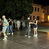 10.08.2025 ab 20 Uhr Erlangen tanzt! 2025: Tanzstudio Geist und Tanzschule Rupprecht Gillet: Latino Social Dance. Photo: TA