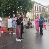 15.08.2025 ab 18 Uhr Erlangen tanzt! 2025: Tanz mit Bernd: Foxtrott - Schöne neue Figuren. Photo: JEP