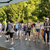 17.08.2025 ab 19 Uhr Erlangen tanzt! 2025: Tanzstudio Geist: Linedance Beginner. Photo: TA