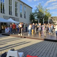 22.8.2025 ab 18 Uhr Erlangen tanzt! 2025: Tanzstudio Geist: Fit für den nächsten Ball - CC & RU. Photo: AM